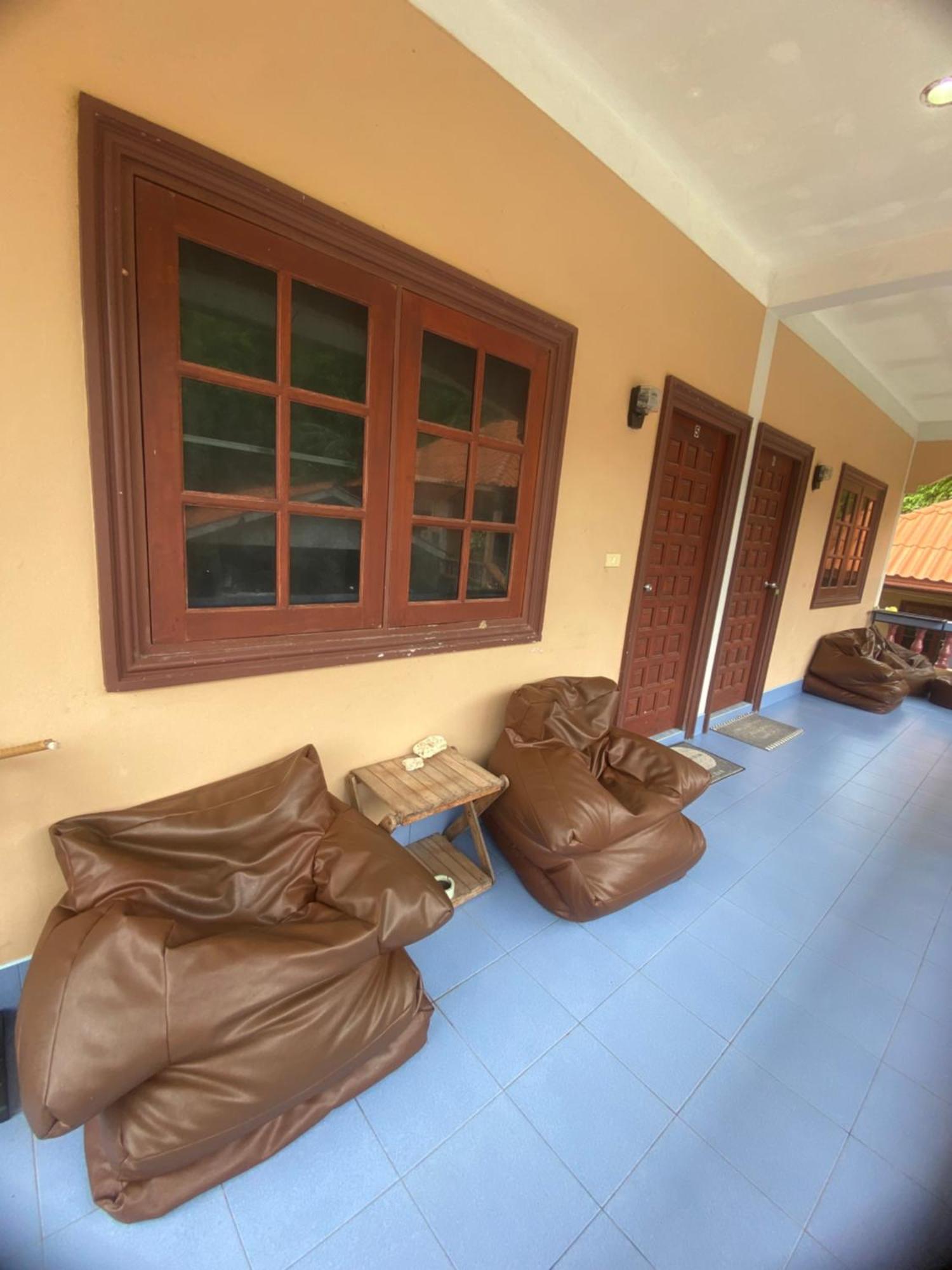 Rustic Apartment At Yanui Beach Phuket Exterior photo